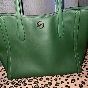 Michael Kors Tote